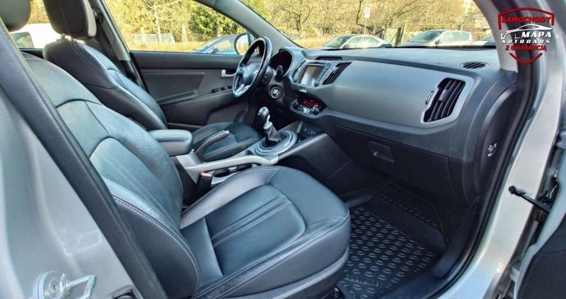 Kia Sportage cena 56500 przebieg: 156594, rok produkcji 2015 z Wadowice małe 277